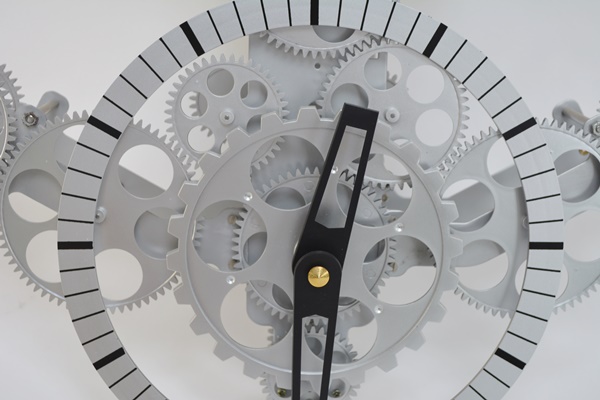 Gear Theme Quartz Wall Clock