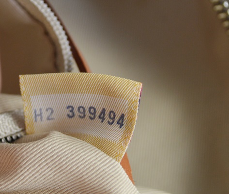 Dooney & Bourke Mini Short Shoulder Handbag