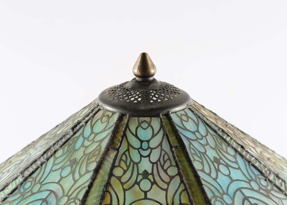 Dale Tiffany Table Lamp