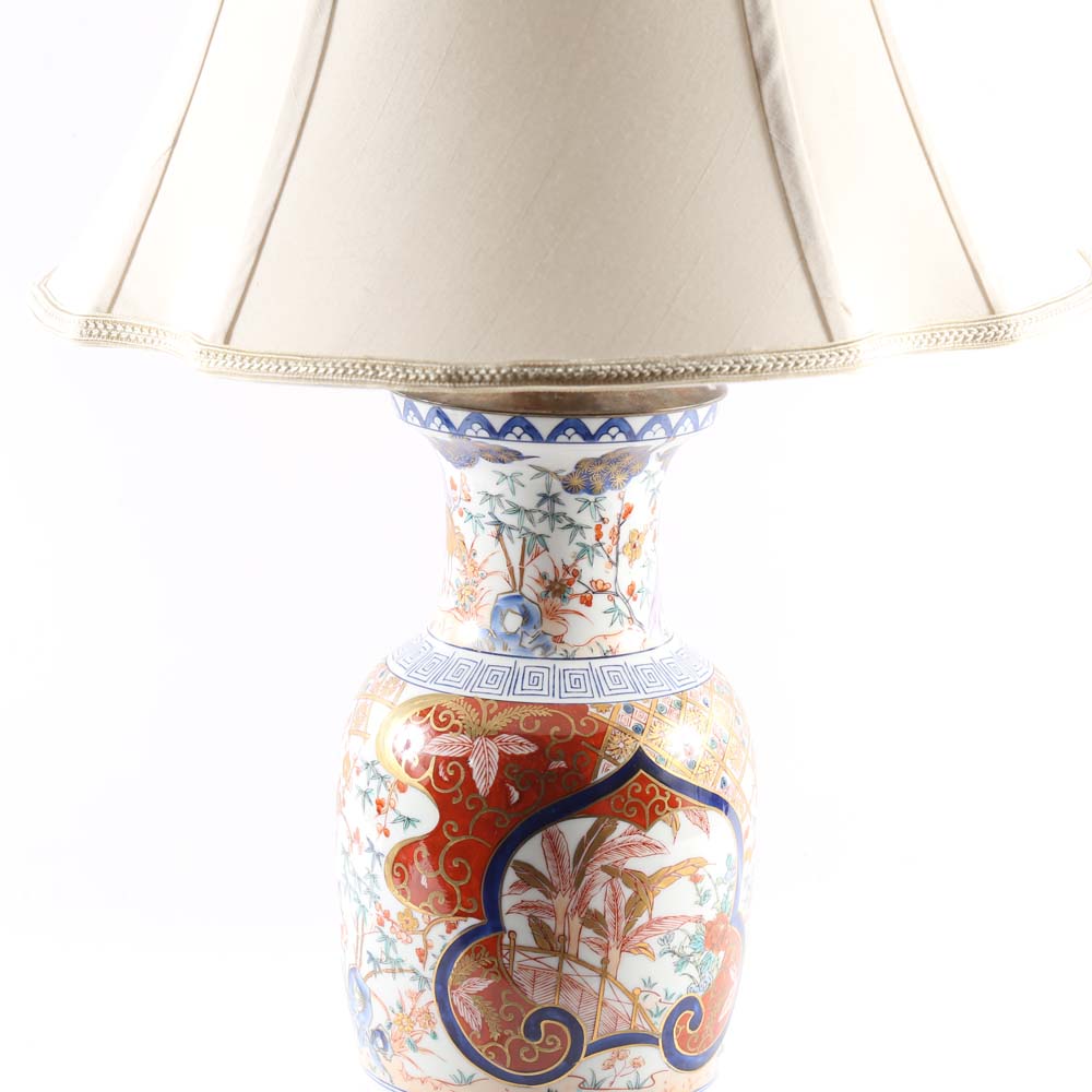 Hand Painted Japanese Imari Porcelain Table Lamp