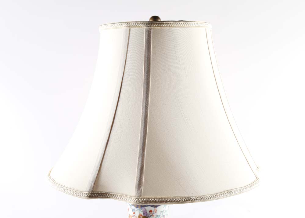 Hand Painted Japanese Imari Porcelain Table Lamp