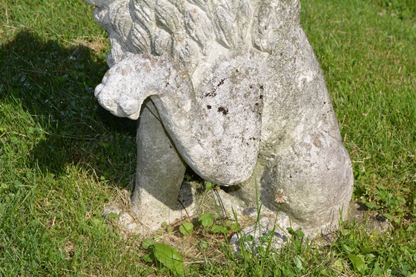 Two Concrete Lion Yard Statues