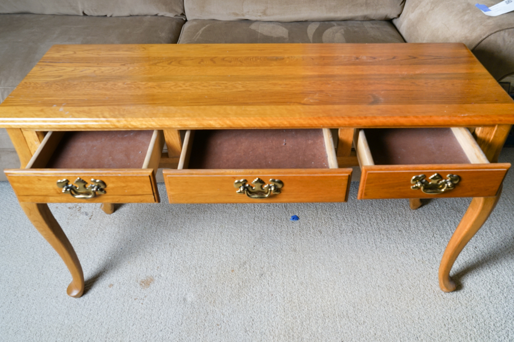 Queen Anne Style Sofa Table