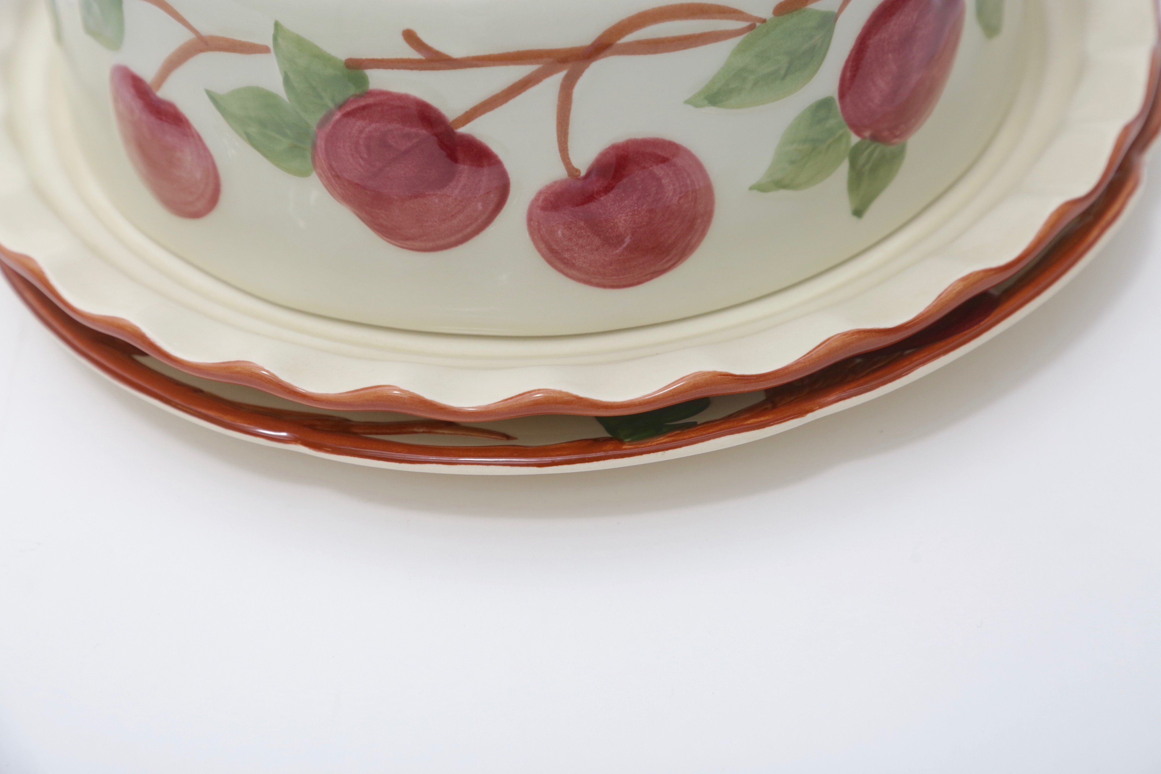 Franciscan "Apple" Serveware