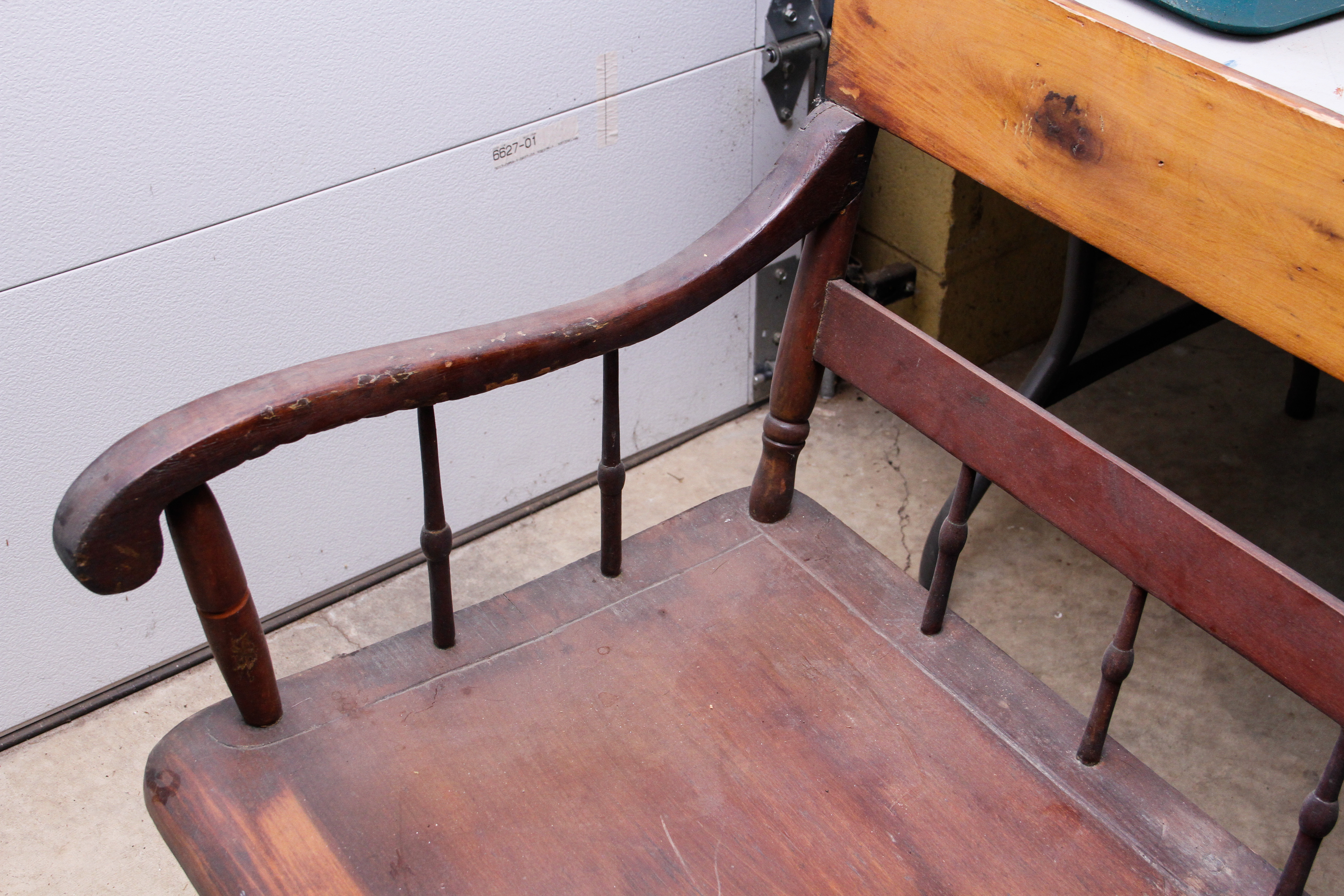 Country Sheraton Style Deacon's Bench