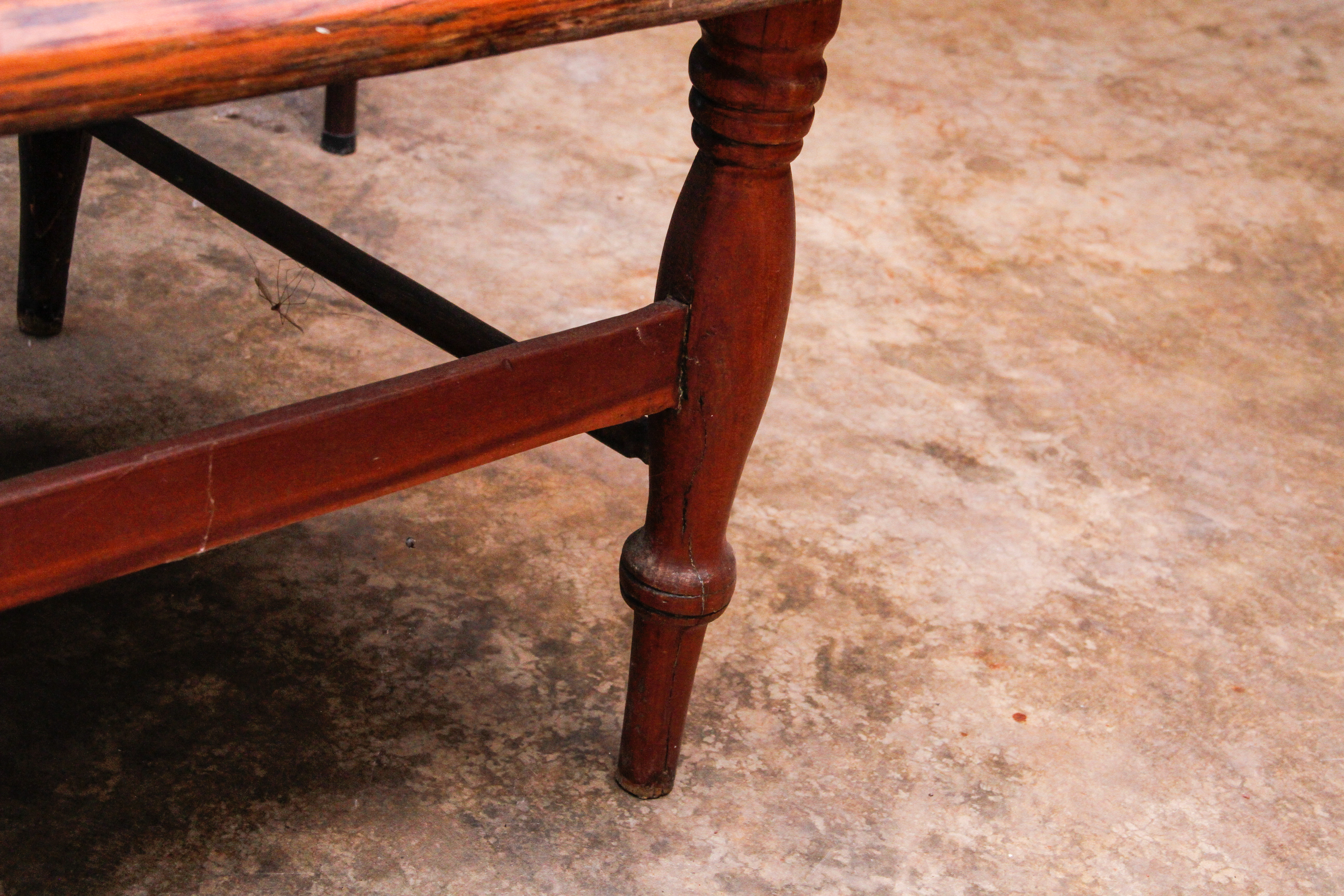 Country Sheraton Style Deacon's Bench