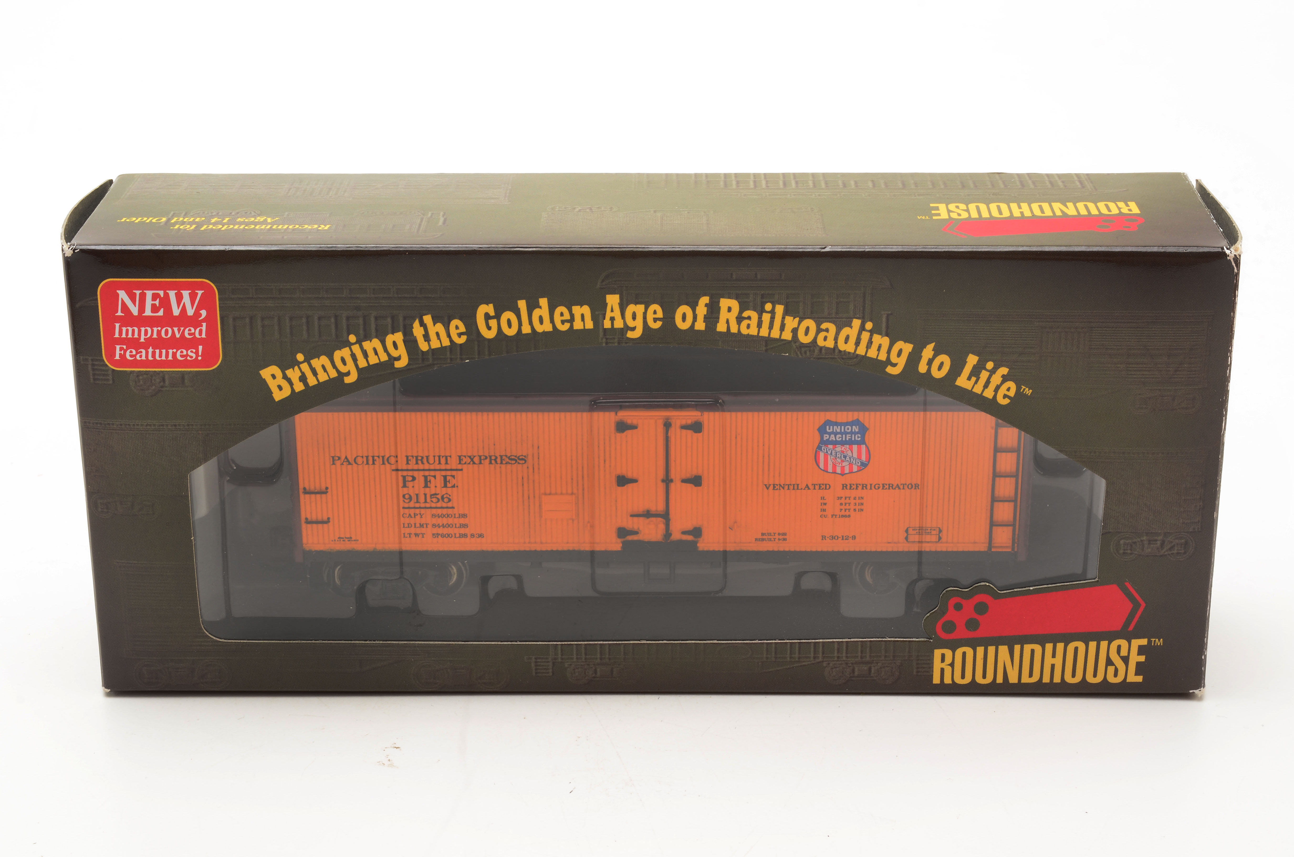 Assortment of HO Scale Train Cars with En