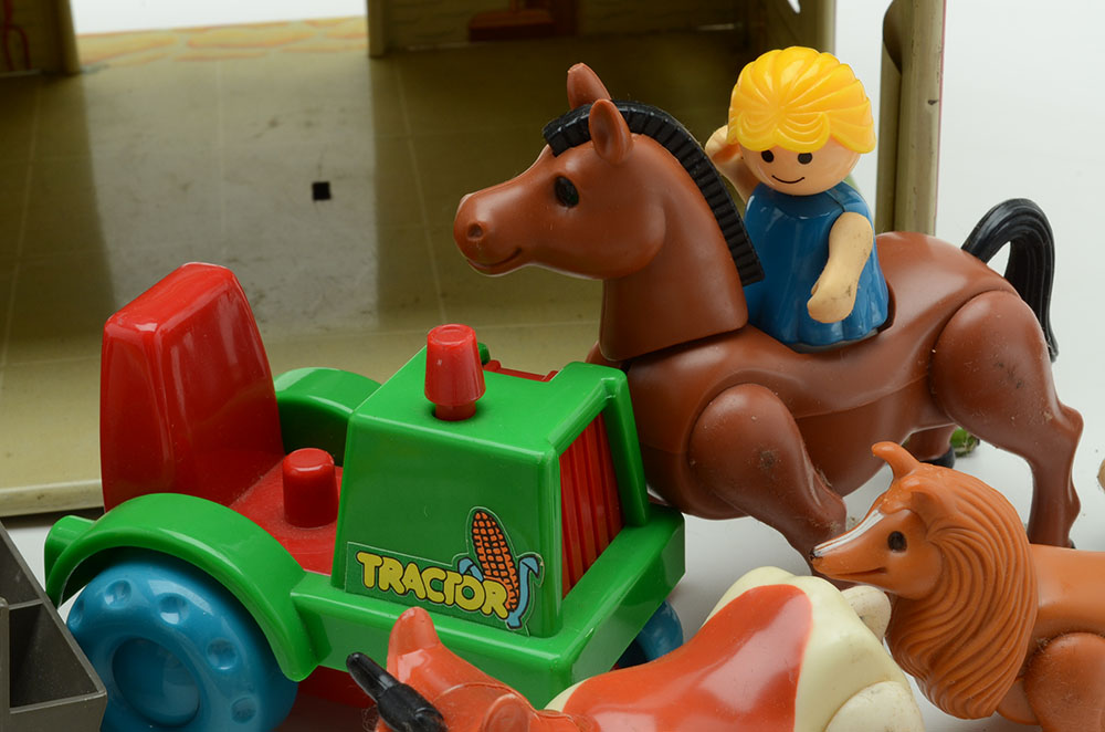 Marx Toys Tin Lithographed "Lazy Day Farm" with Accessories