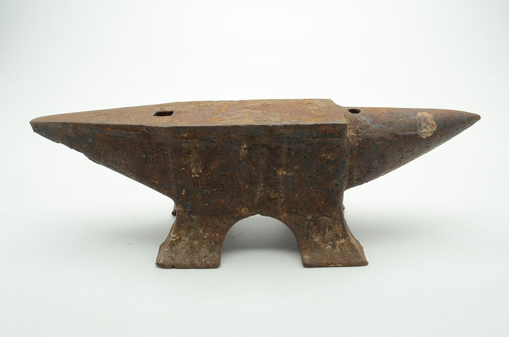 Antique Cast Iron Anvil