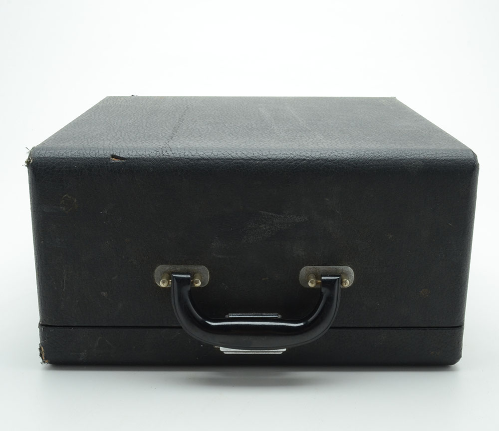 Vintage Remington "Noiseless" Typewriter