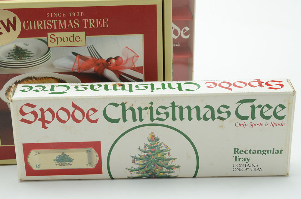 Spode "Christmas Tree" China Serving Assortment