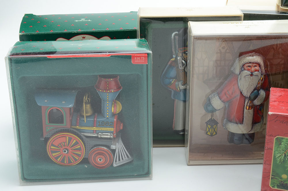 Hallmark Holiday "Keepsake" Ornament Collection