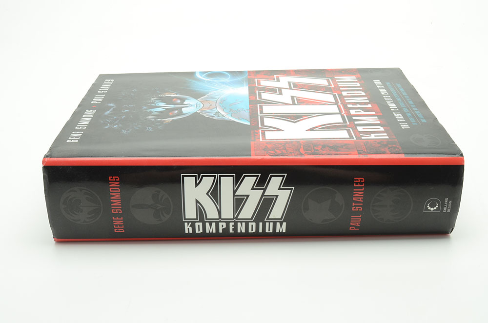 “Kiss Kompendium” Comic Omnibus Coffee Book