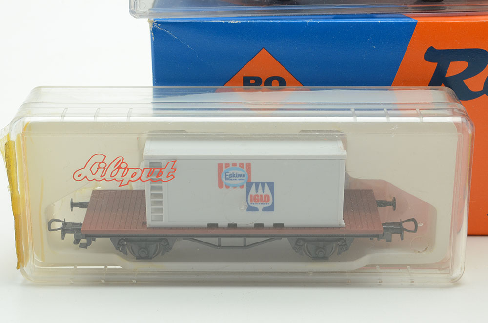 HO Gauge Model Trains with German Themed Cars