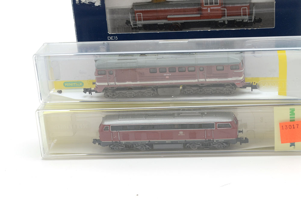 Collection of N Gauge European Train Passenger Cars and More