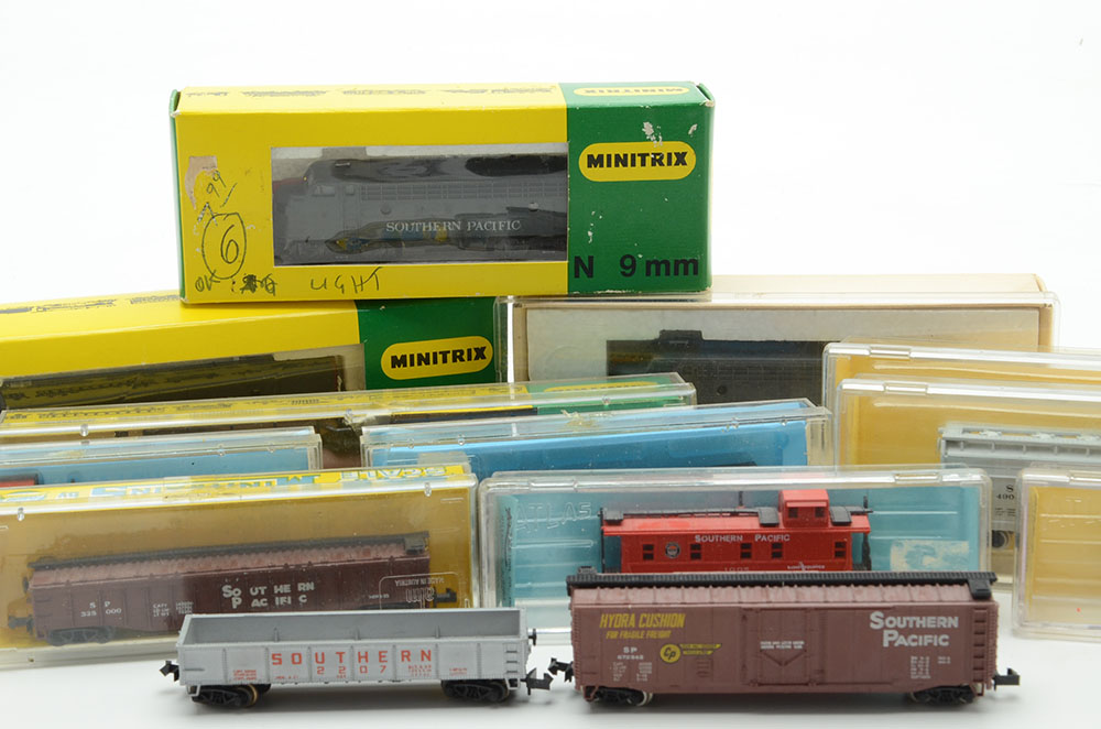 Collection of N Gauge Model Train Cars for the Southern Pacific Railroad