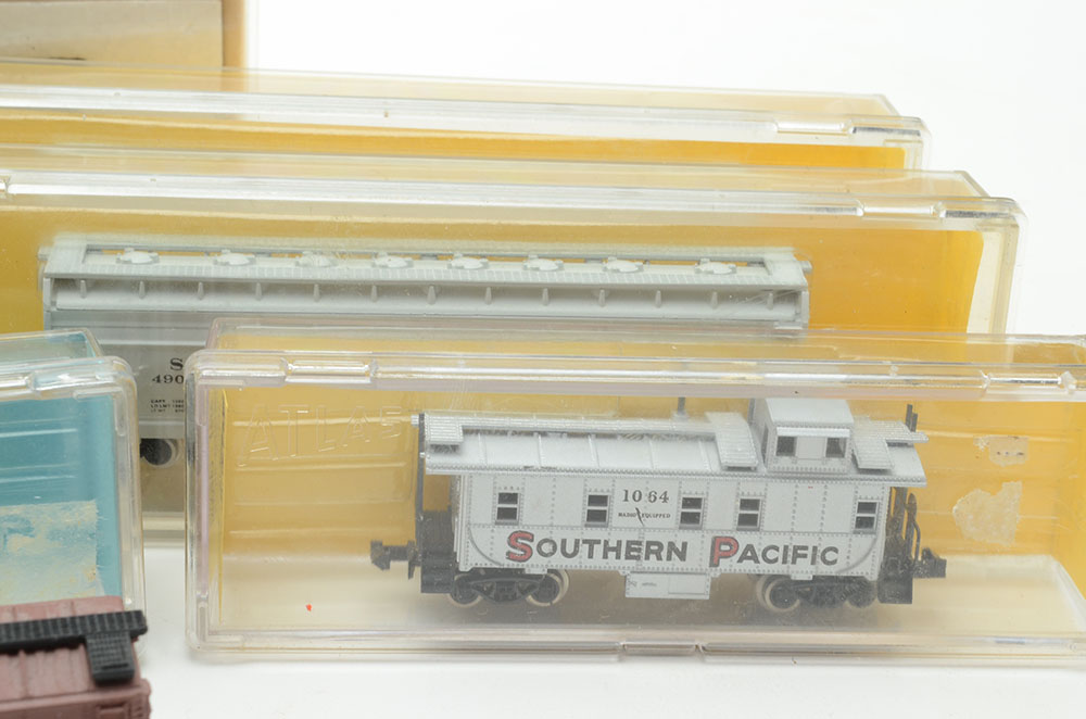 Collection of N Gauge Model Train Cars for the Southern Pacific Railroad
