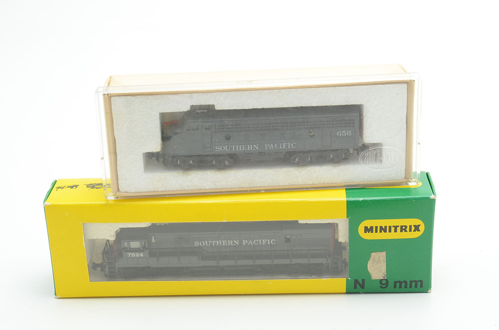 Collection of N Gauge Model Train Cars for the Southern Pacific Railroad