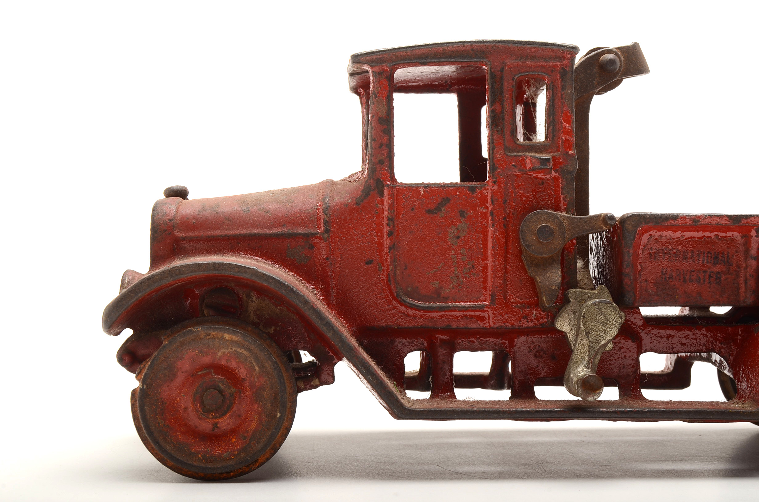 1920s Cast Iron International Harvester Dump Truck by Arcade