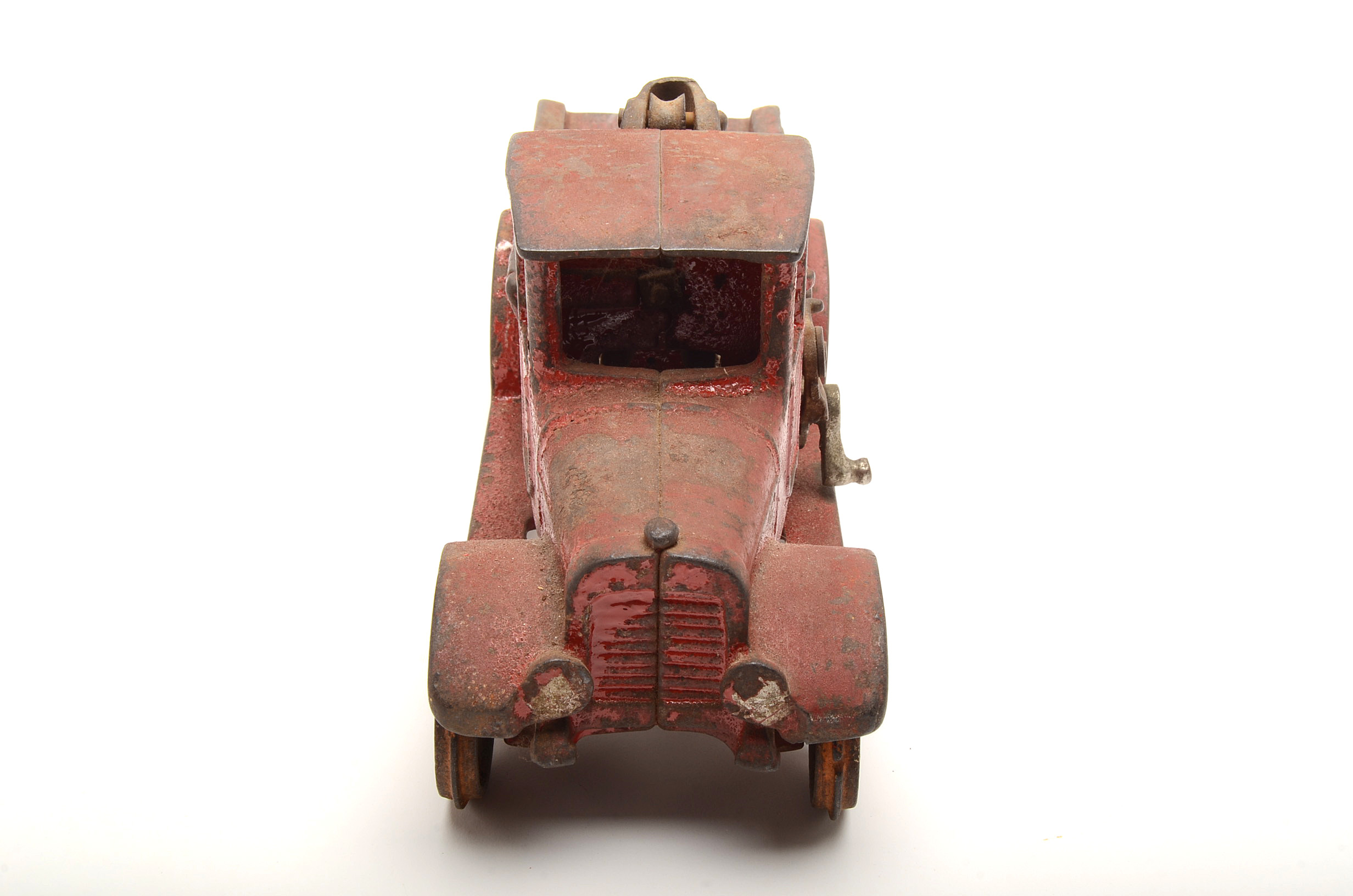 1920s Cast Iron International Harvester Dump Truck by Arcade