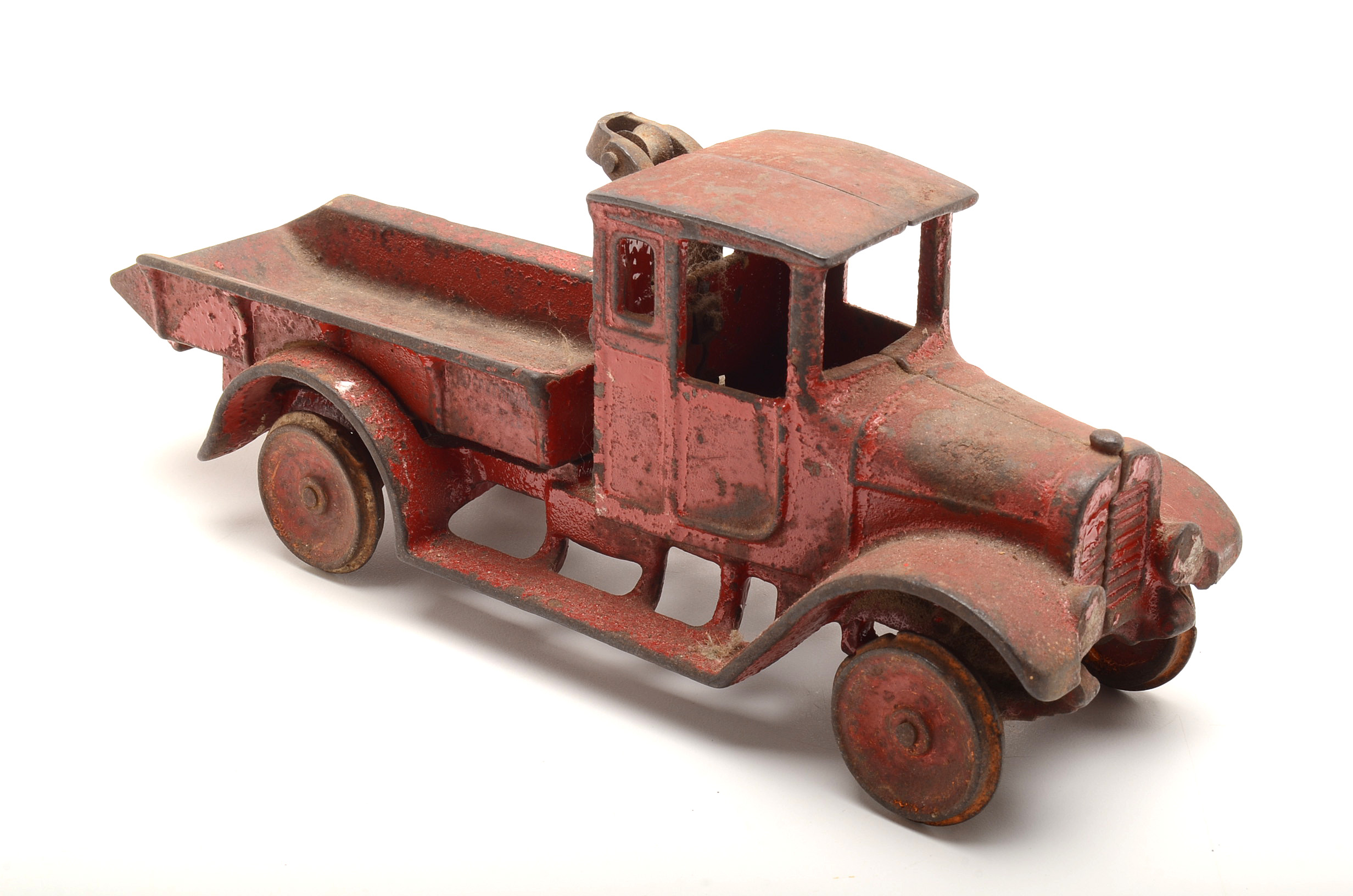 1920s Cast Iron International Harvester Dump Truck by Arcade