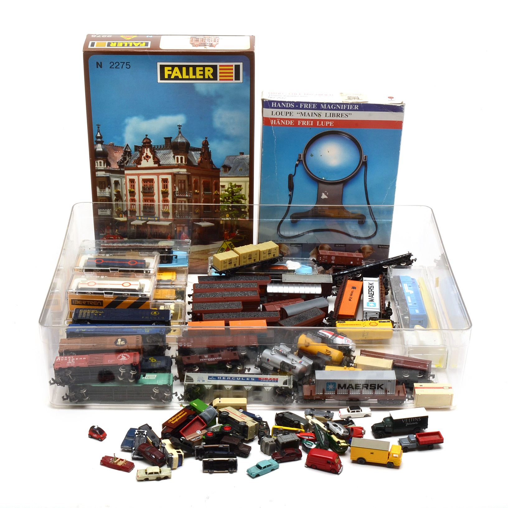 Large Collection of N Gauge Model Train Cars Scenery Pieces and Single Conrail Engine