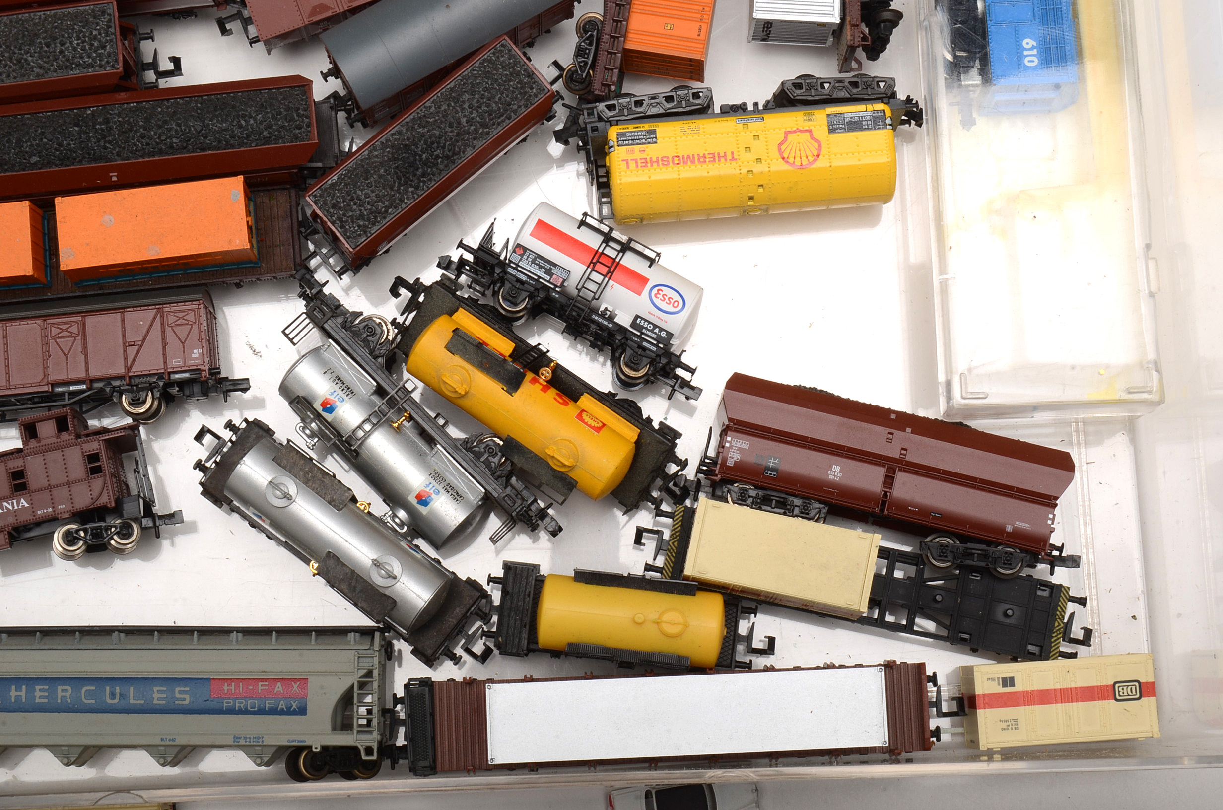 Large Collection of N Gauge Model Train Cars Scenery Pieces and Single Conrail Engine