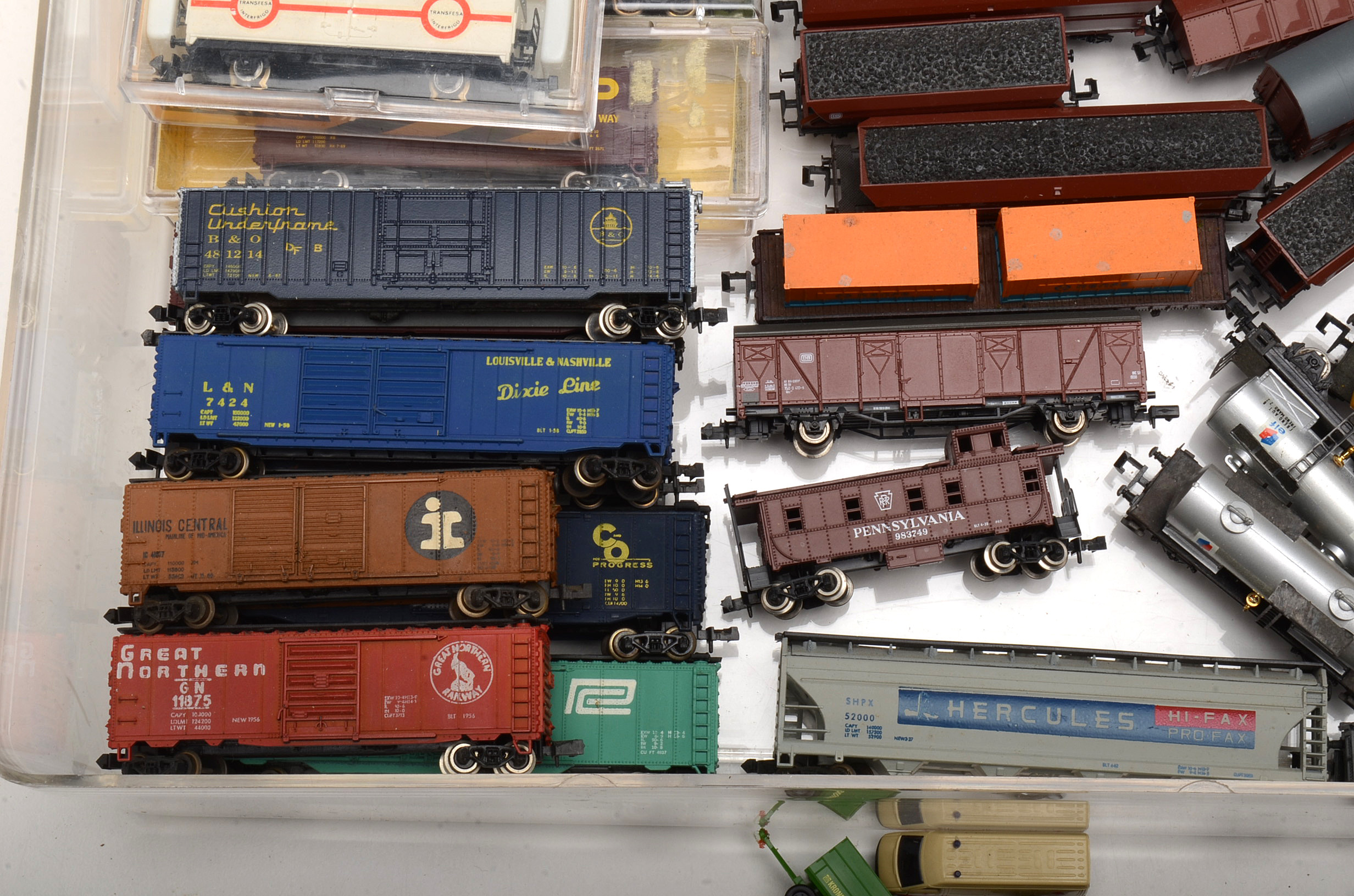 Large Collection of N Gauge Model Train Cars Scenery Pieces and Single Conrail Engine