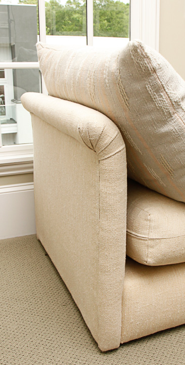 Metmos Designs Chaise