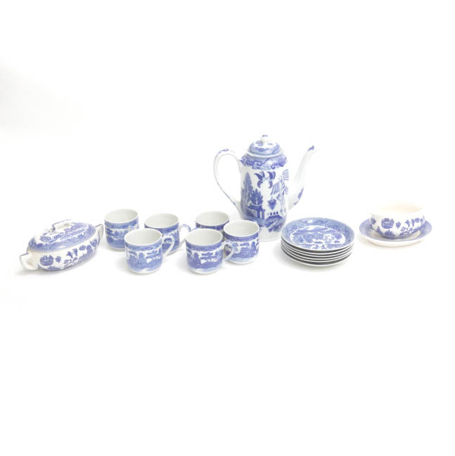 Japanese Children's "Blue Willow" Coffee or Tea Set