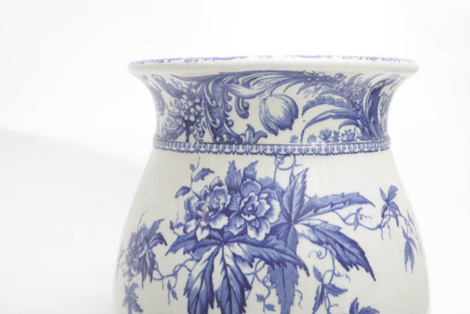 "Blue Willow" Tableware and More