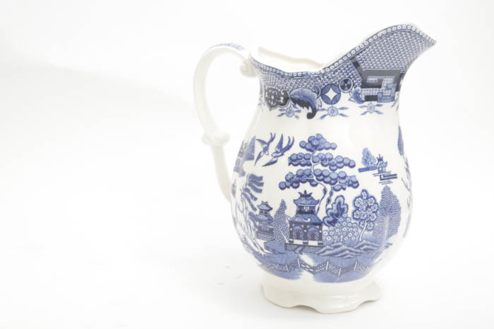 "Blue Willow" Tableware and More