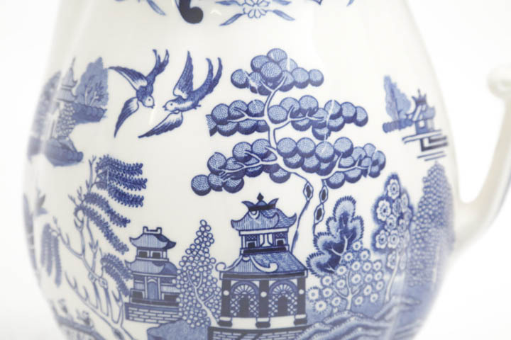 "Blue Willow" Tableware and More