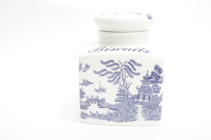 "Blue Willow" Tableware and More