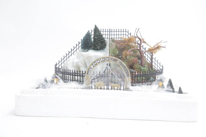 Department 56 Christmas Décor