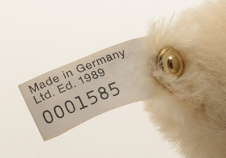 Steiff Limited Edition Replica of the 1908 "Snap A Part Bear"