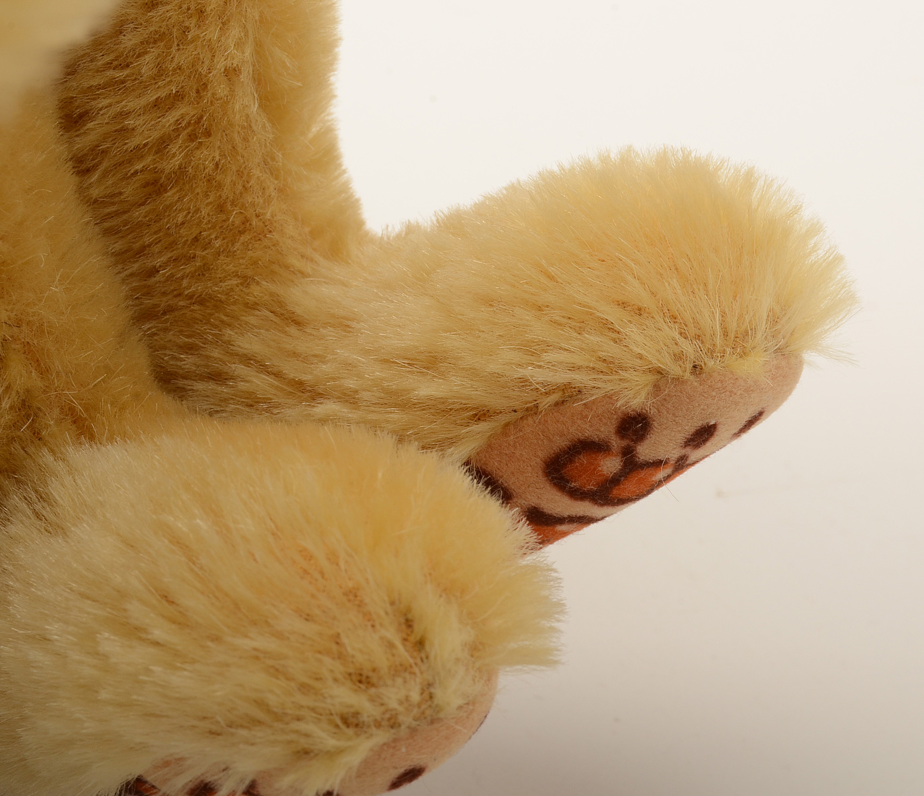 1985 Steiff Limited Edition Replica of "Dickey" Bear