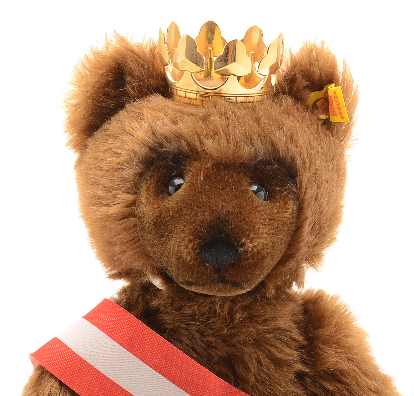 Steiff "Berlin Bear" with a 24 Carat Goldplated Crown with Pin