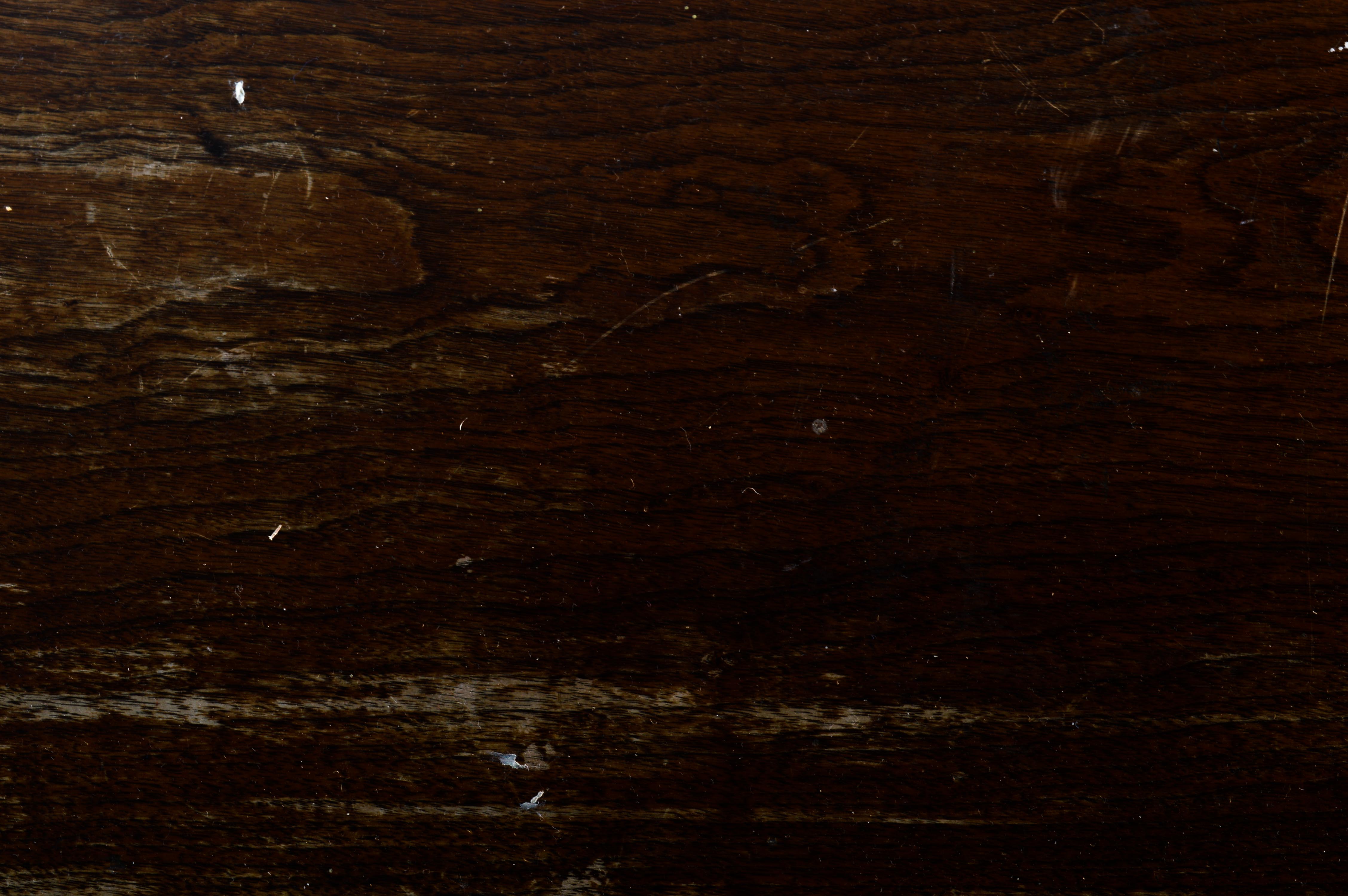 Antique Sheraton Style Drop-Leaf Table in Walnut