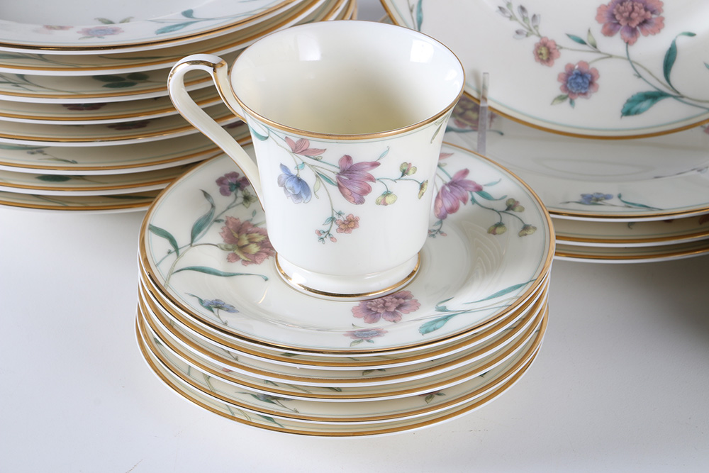 Mikasa "Carnation Garden" China Set