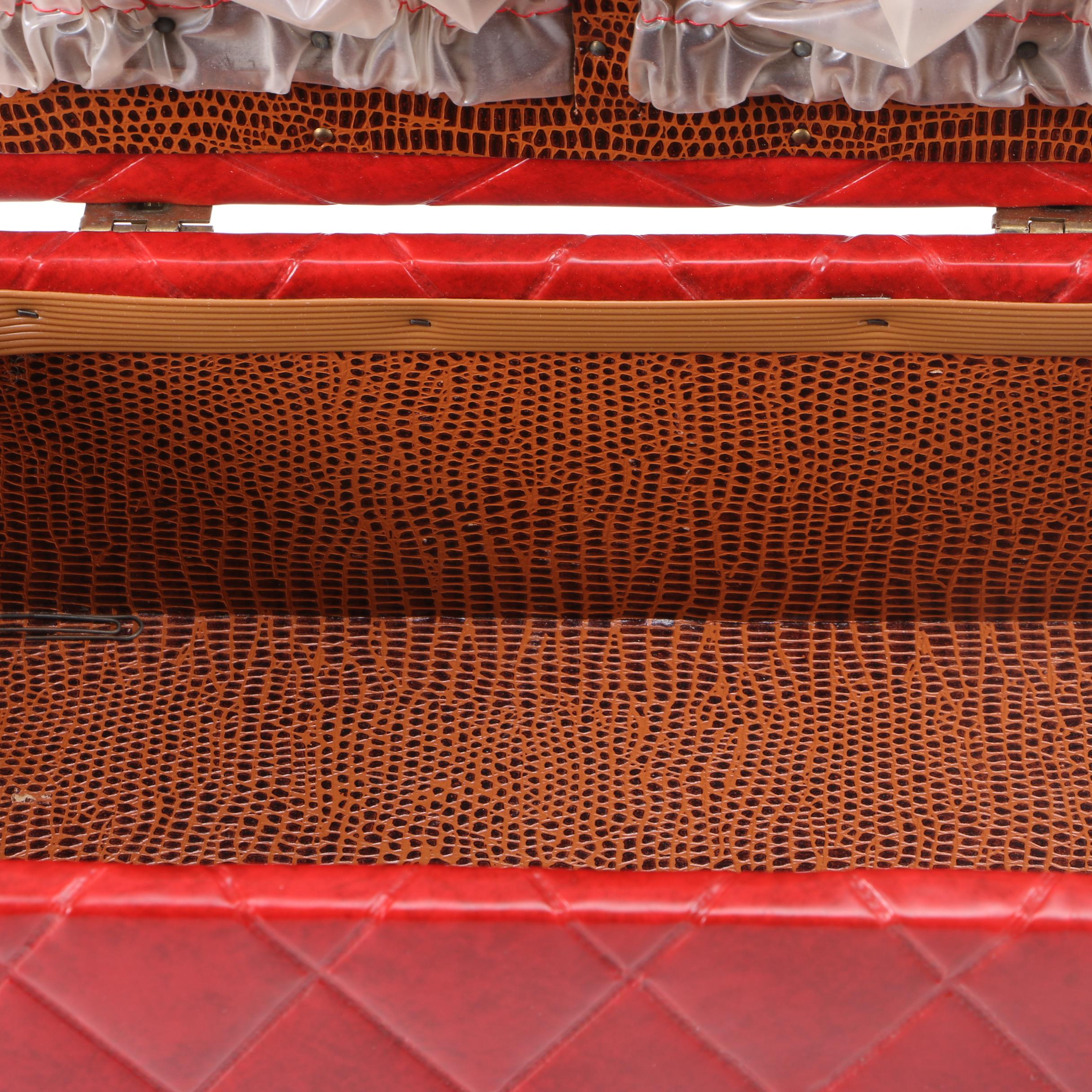 Red Cushioned Jewelry Box