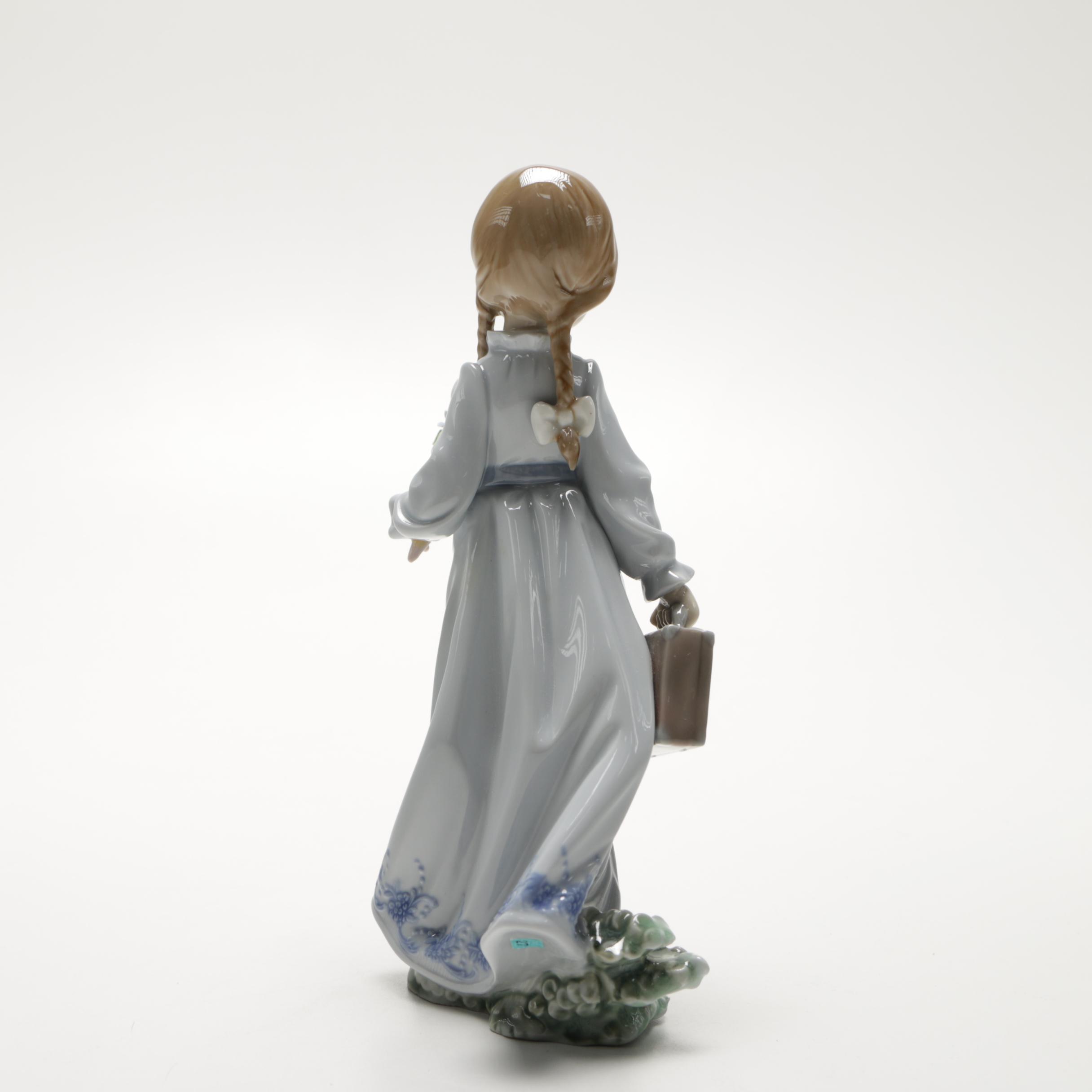 Lladró "School Days" Collectors Society Porcelain Figurine