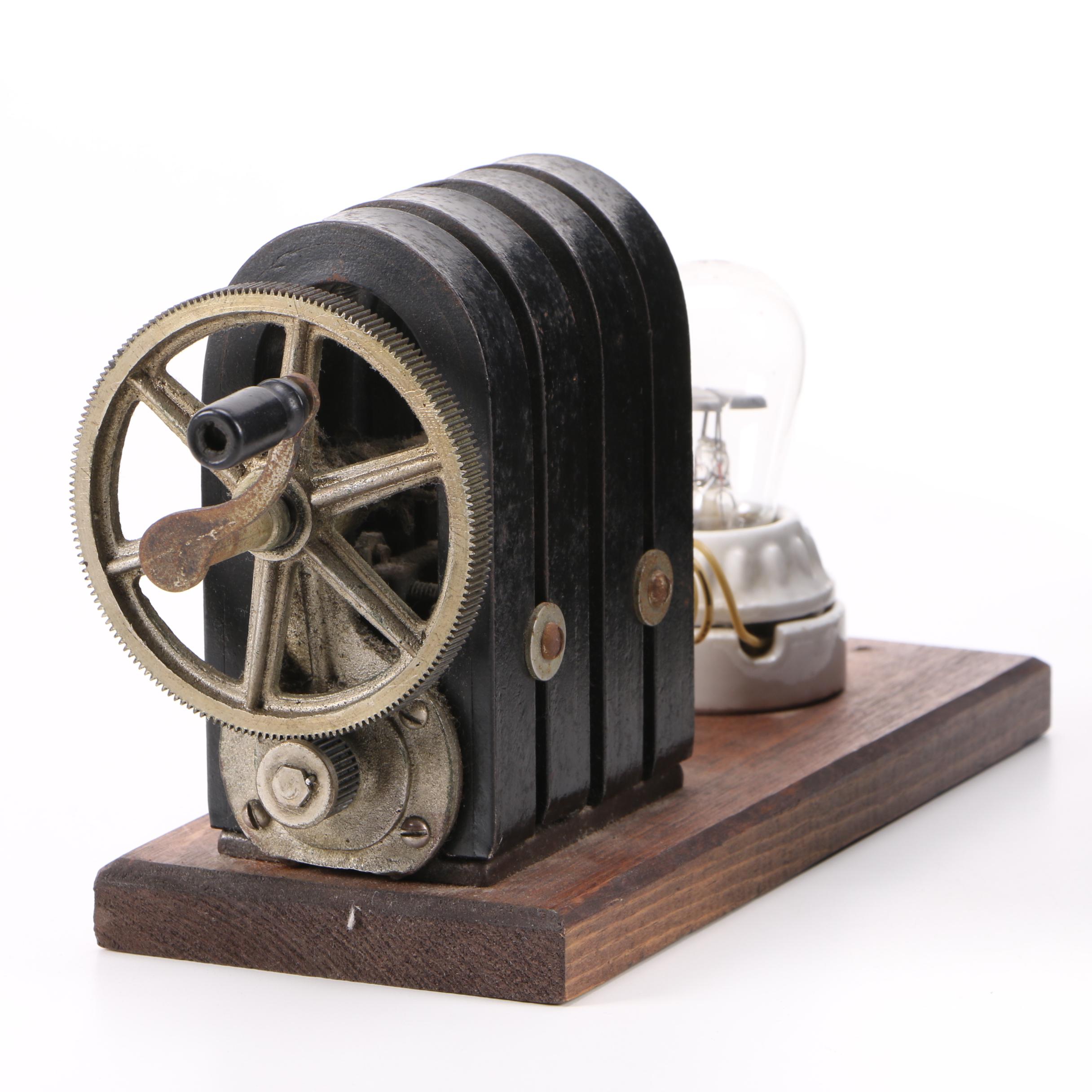 Hand Crank Light Bulb Generator