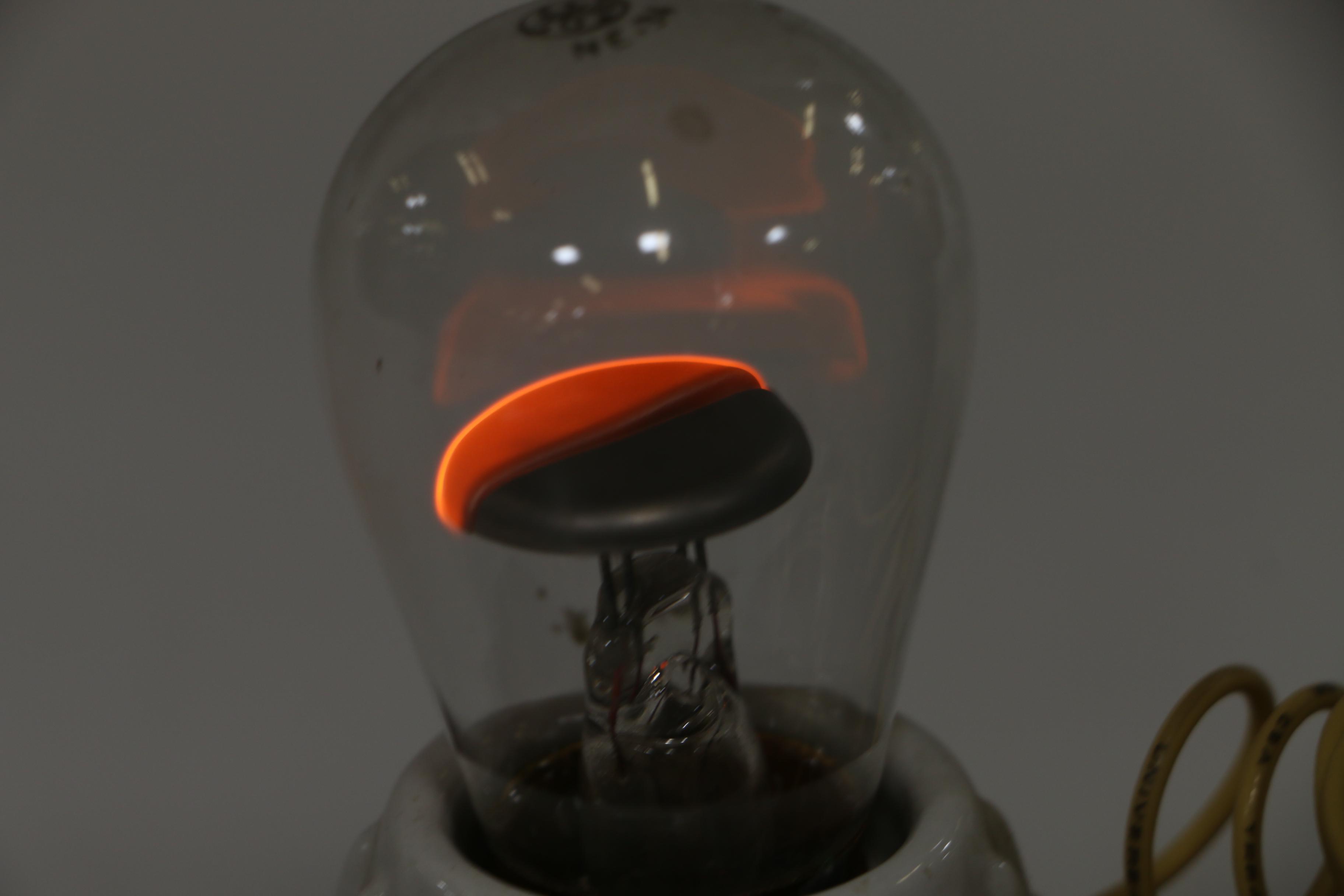 Hand Crank Light Bulb Generator