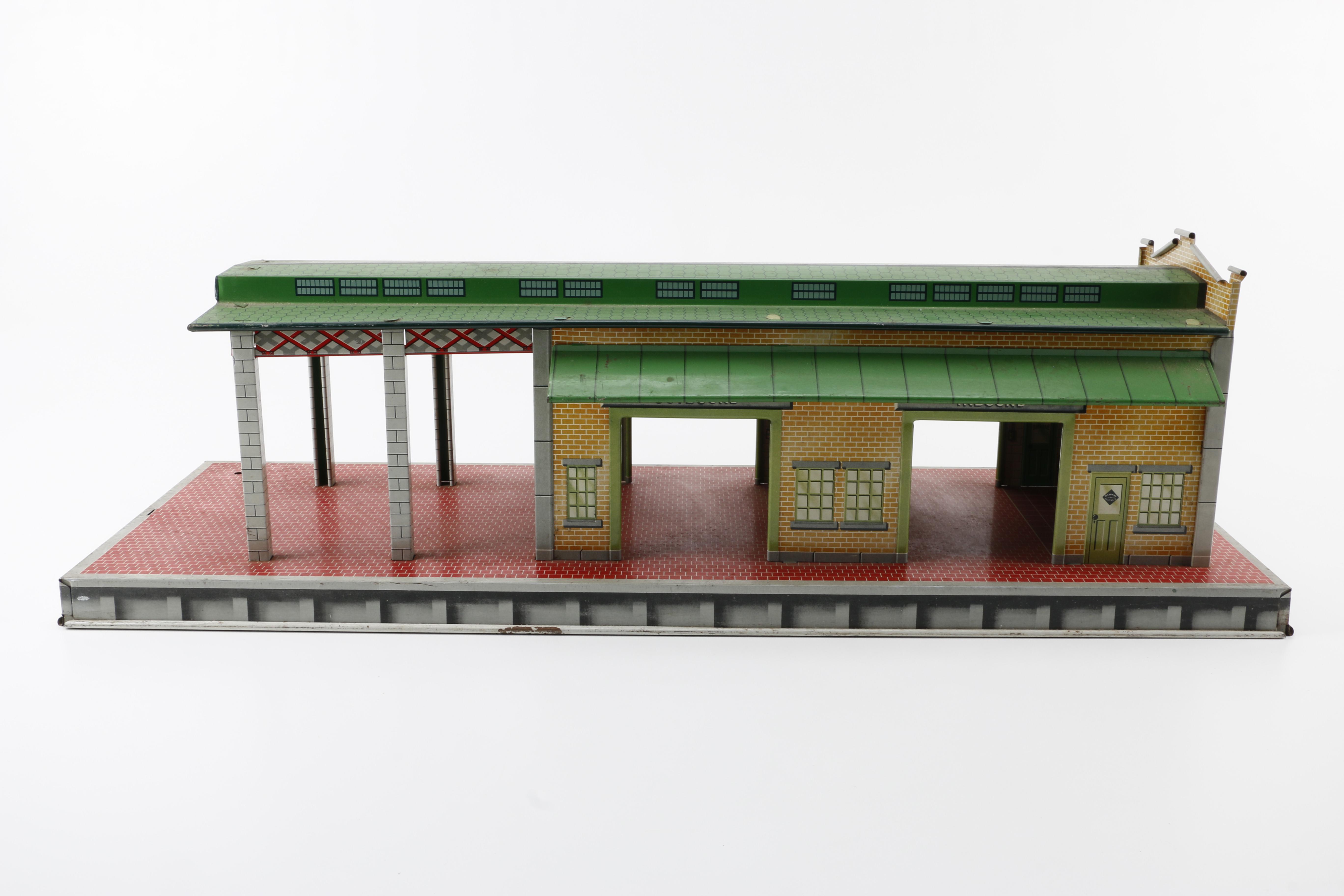 1950s Marx Tin Litho Freight Terminal Playset