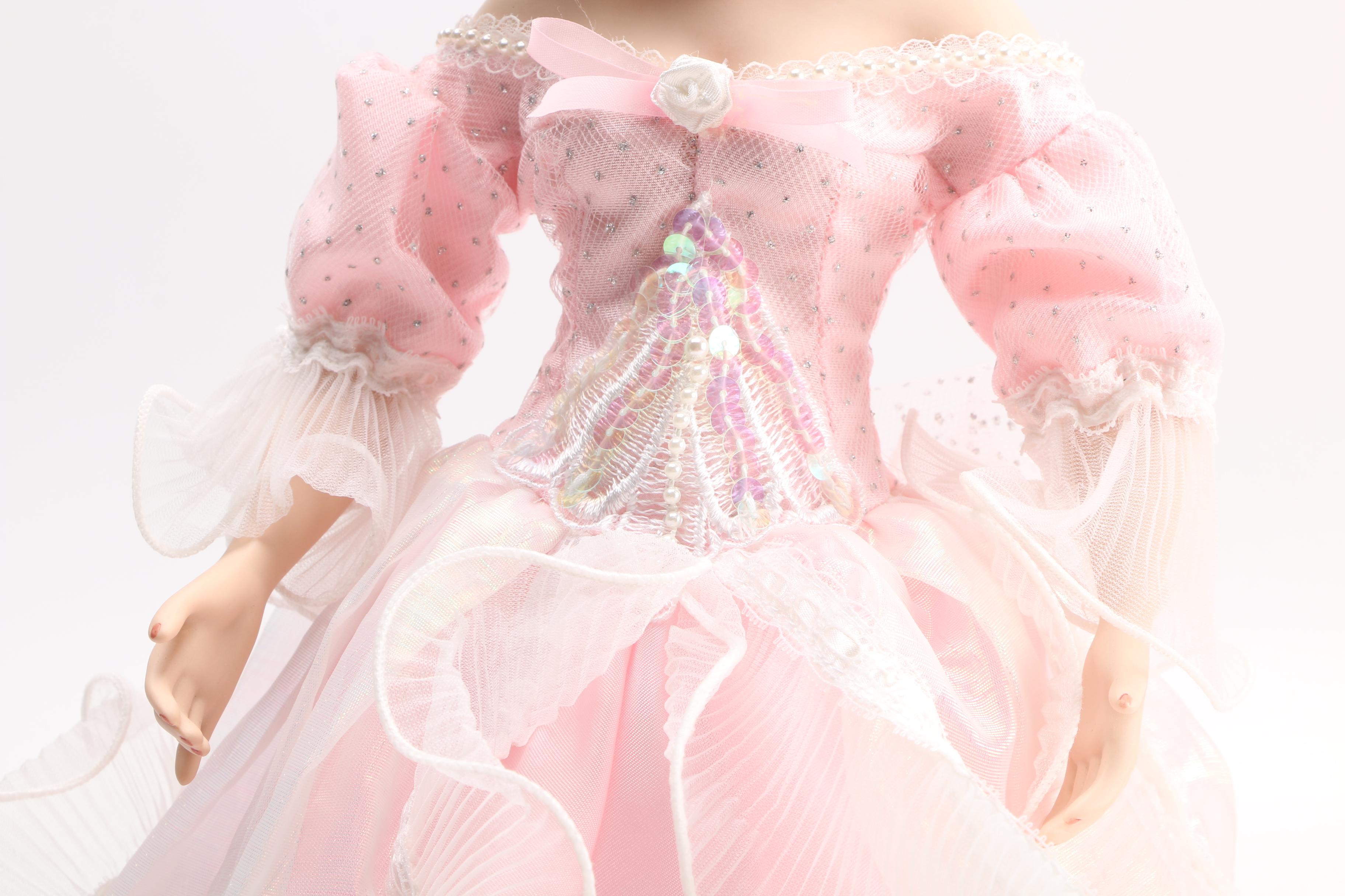 1991 Paradise Galleries Cinderella Doll "Patricia Rose"