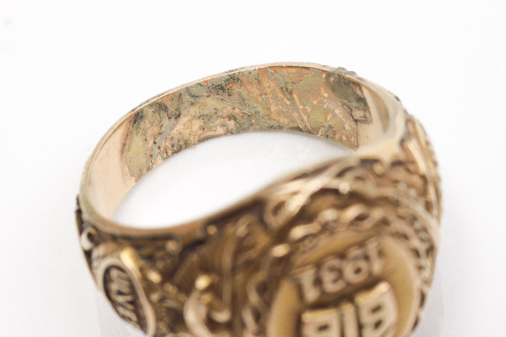 10K Yellow Gold Balfour Company 1931 Class Ring