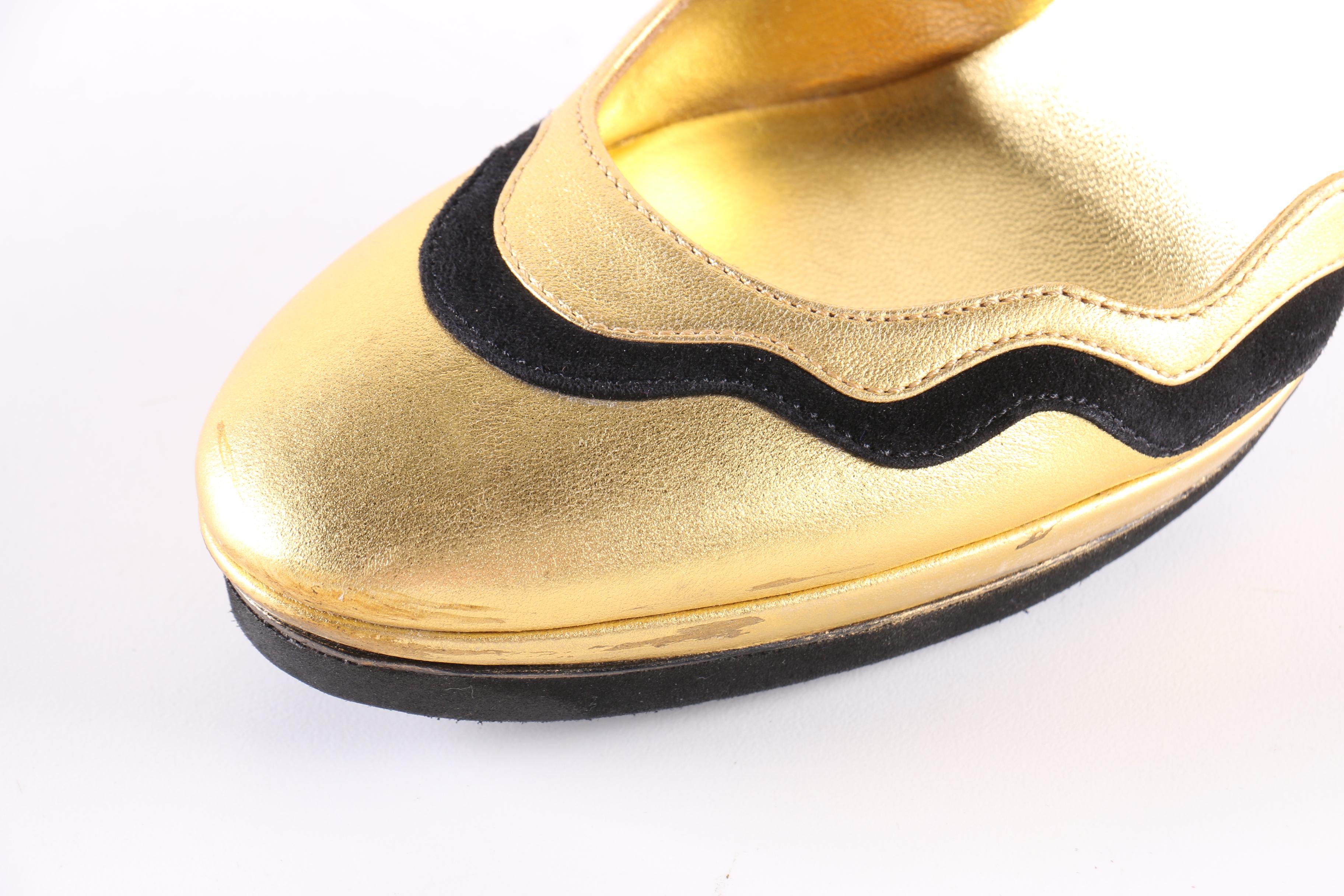 Prada d'Orsay Pumps in Gold and Black