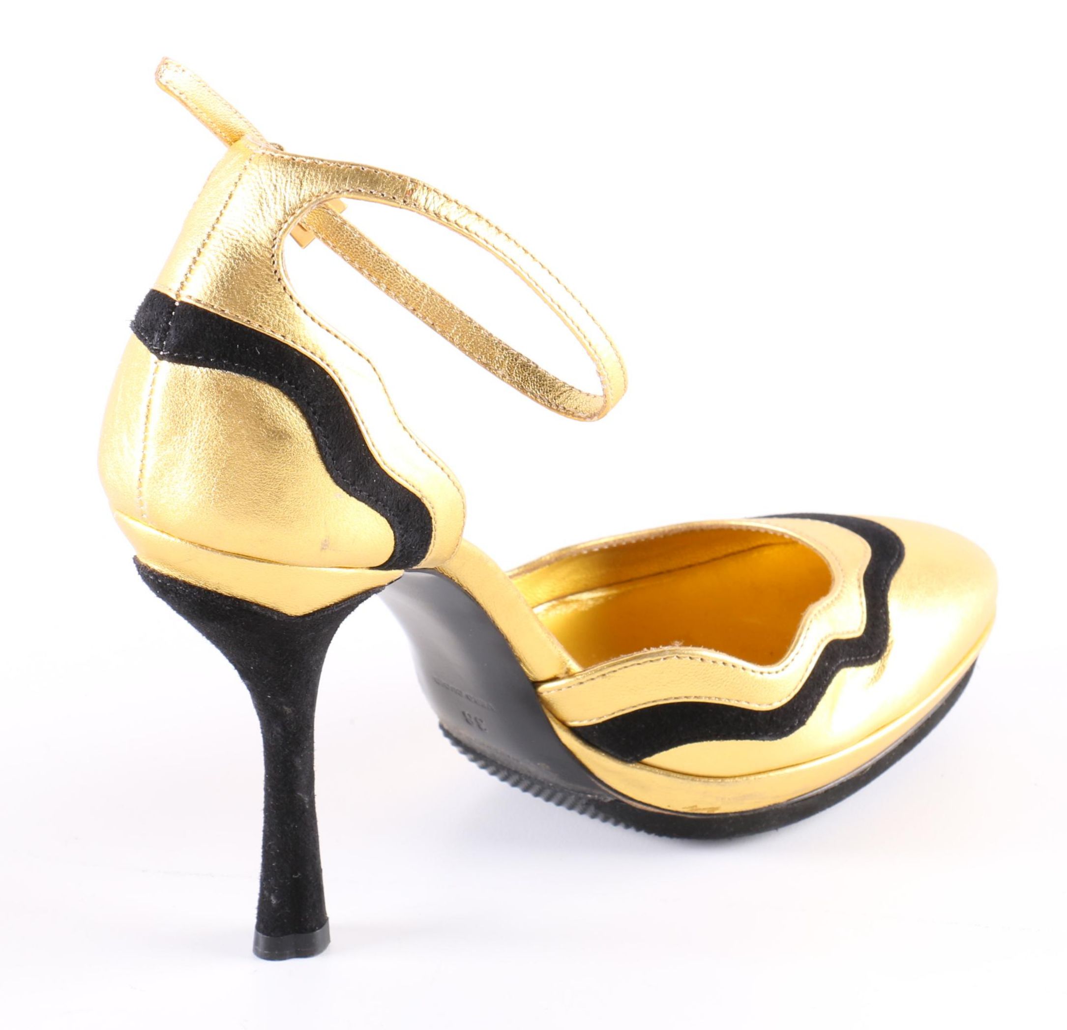 Prada d'Orsay Pumps in Gold and Black