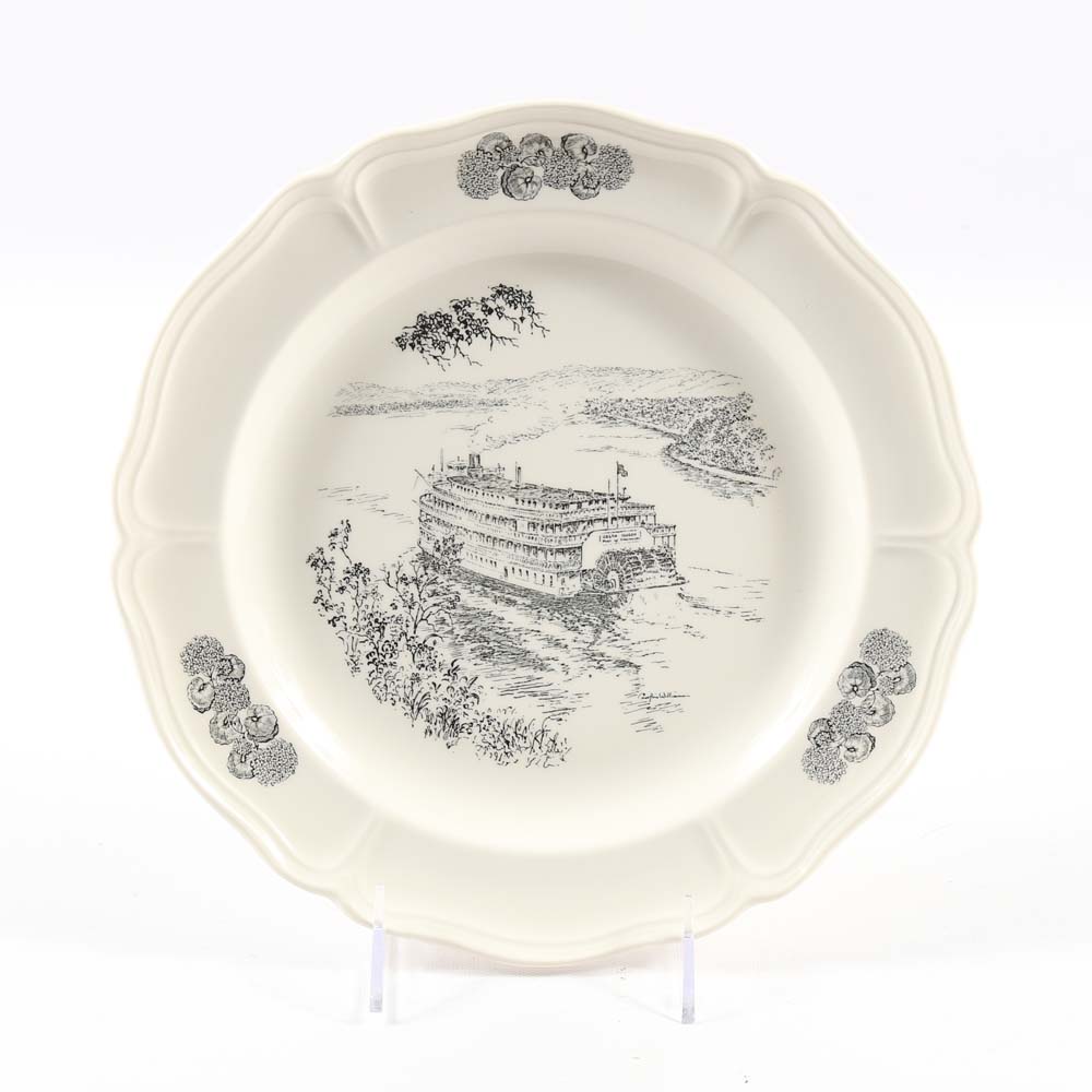 Wedgwood Scenes of Cincinnati "Delta Queen" Dinner Plate